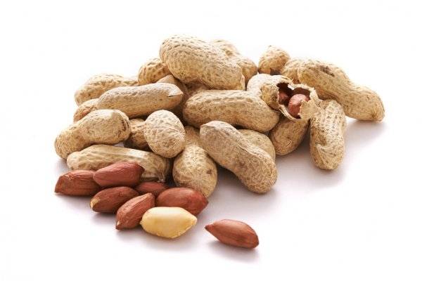 Каким образом привести давление в норму? как на организм влияют грецкие орехи?