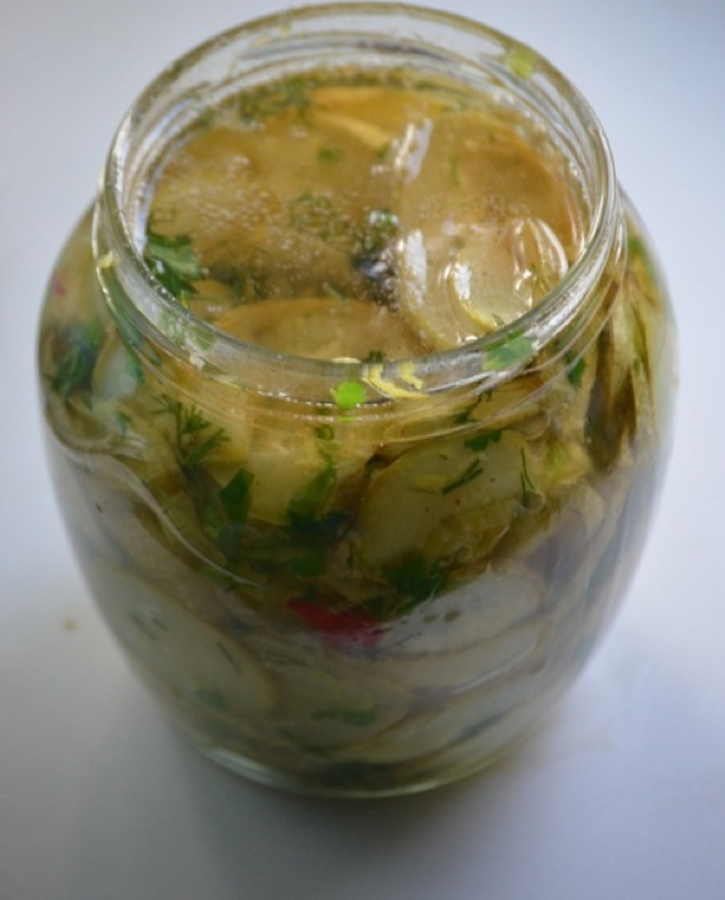 Салат из кабачков – идеально легкое блюдо: рецепт с фото и видео