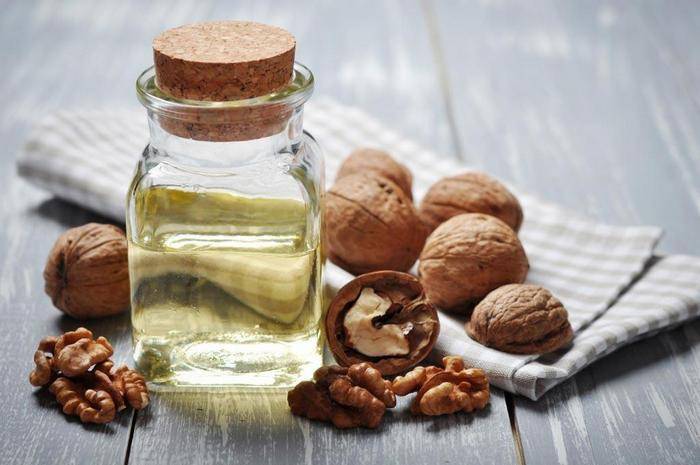 Масло грецкого ореха: полезные свойства и противопоказания