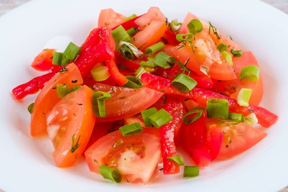 Салаты с болгарским перцем. простые рецепты вкусного салата на каждый день