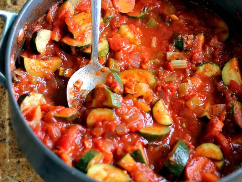Кабачки в томатном соусе — пошаговый рецепт с фото