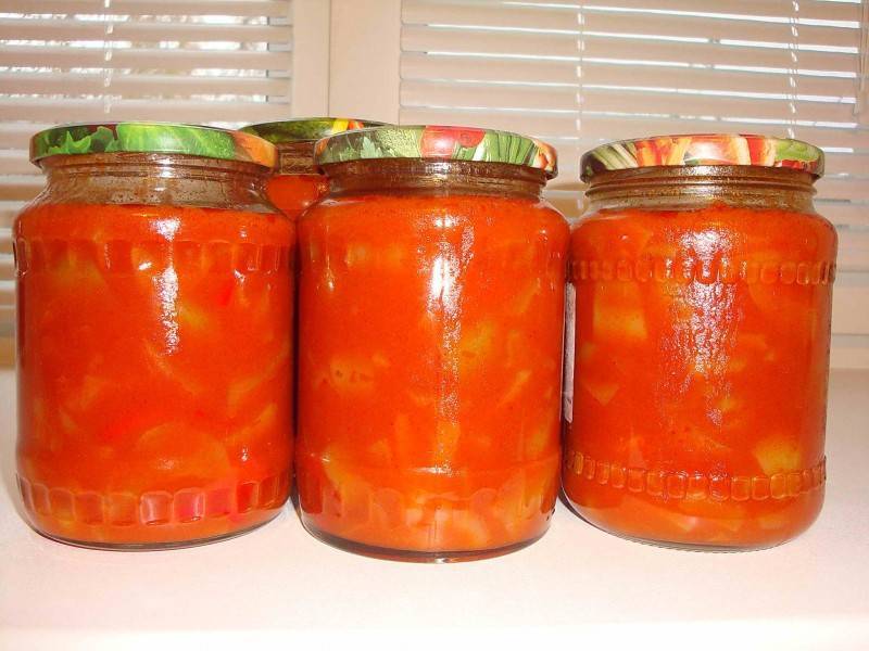 Кабачки в томатном соусе с морковью на зиму