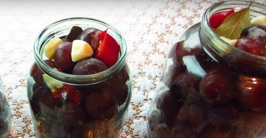 Маринованные сливы на зиму – 9 простых рецептов с чесноком, горчицей, как оливки