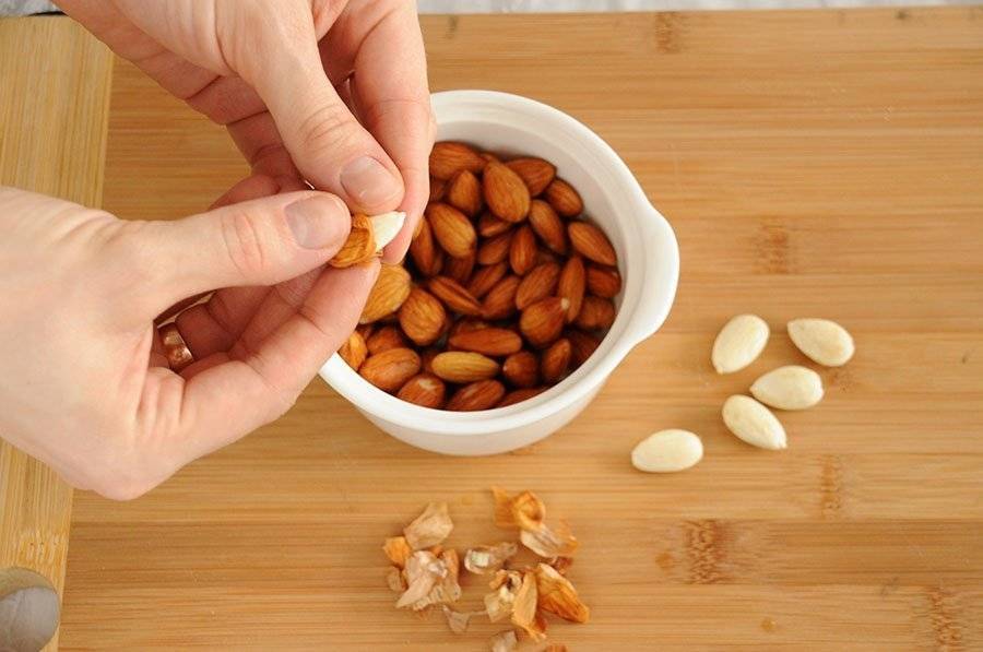 Как быстро очистить арахис от шелухи в домашних условиях