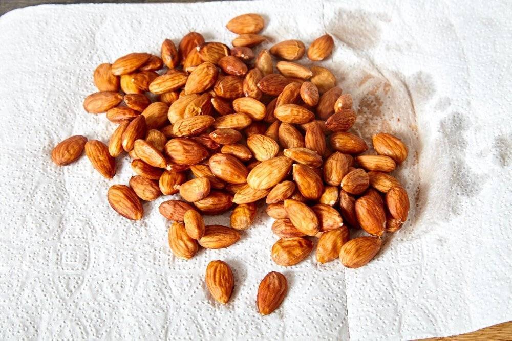Как очистить арахис от шелухи и скорлупы, как хранить его в домашних условиях + видео и фото