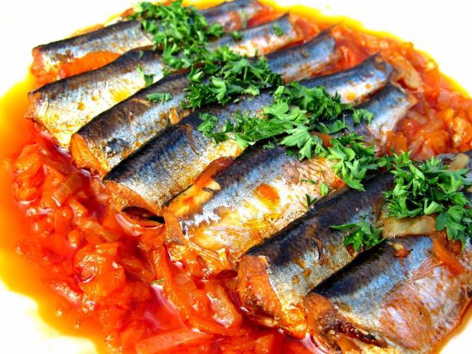 Рыба в томатном соусе — вкусные рецепты тушеной рыбы в маринаде