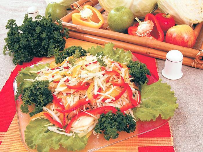 Салат с капустой и болгарским перцем на зиму – 6 рецептов