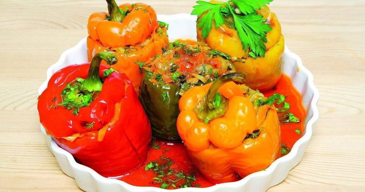Перец фаршированный овощами с рисом: рецепт