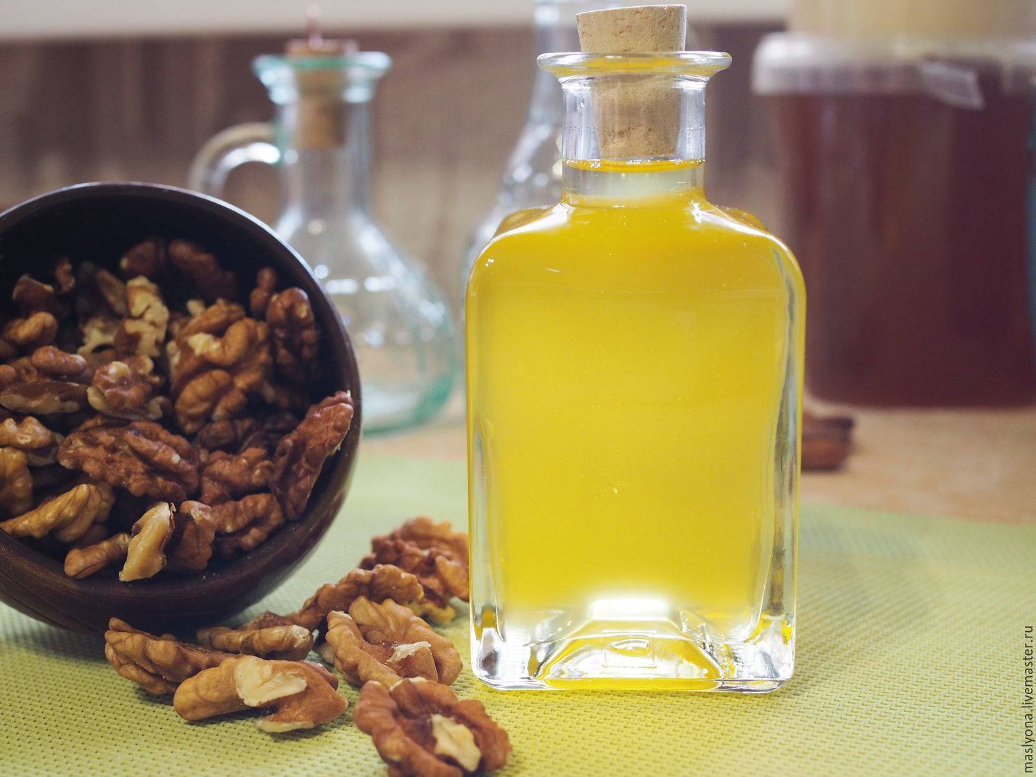Польза и вред масла грецкого ореха