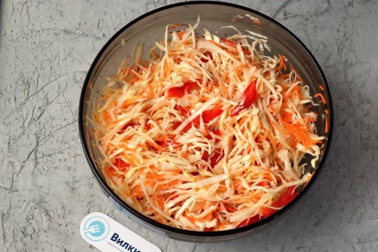 Маринованная капуста: с болгарским перцем быстрого приготовления за 12 часов, рецепты с чили, морковью, чесноком, уксусом, луком, как выбрать вкусные сладкие овощи?