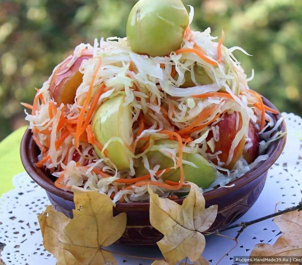 Рецепты вкусной квашеной капусты с яблоками русский фермер