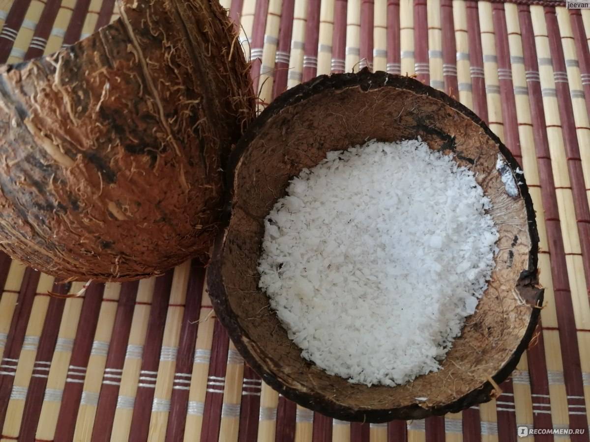 Маска с кокосовым маслом для лица: 6 домашних рецептов и обзор 8 средств