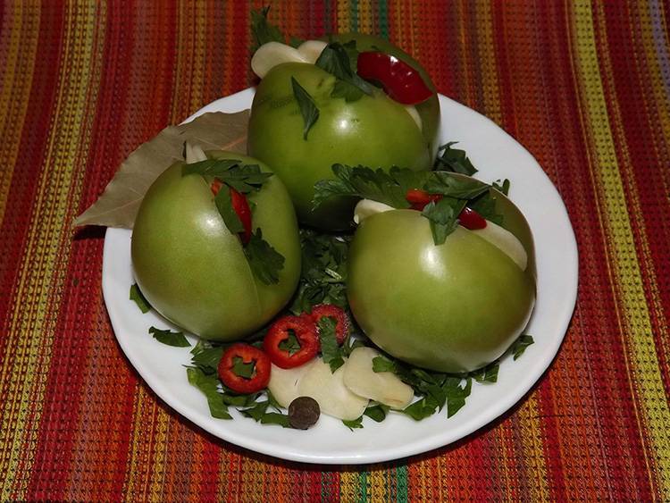 Вкусные рецепты фаршированных зелёных помидор на зиму -  заготовки от перчинки - perchinka hozyayushka.ru