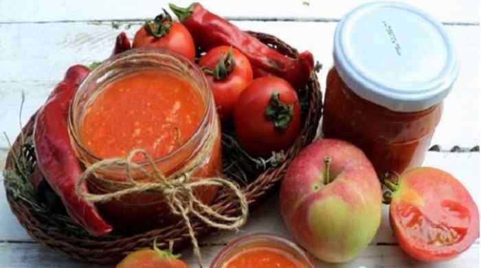 Аджика с яблоками и помидорами на зиму – 8 пошаговых рецептов приготовления