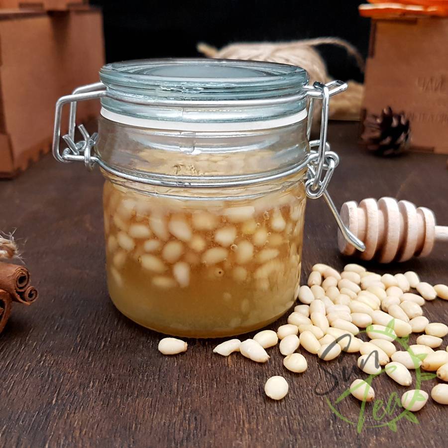 Орехи с медом : полезные свойства и рецепты приготовления смесей