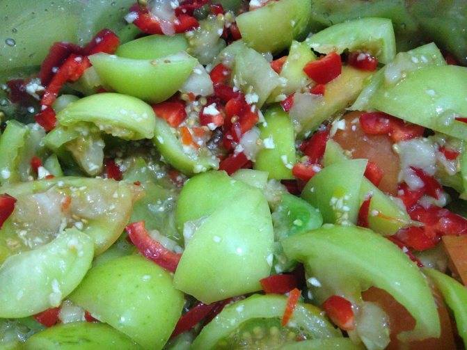 20 салатов с помидорами, перед которыми невозможно устоять