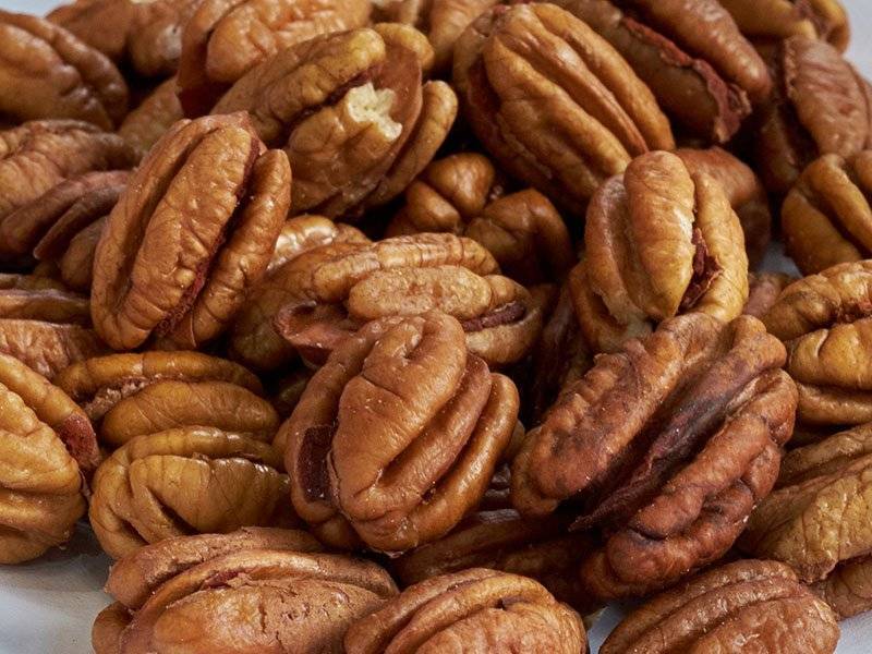 Суперполезный продукт – орех пекан. какими лечебными свойствами обладает и с какого возраста можно давать его детям?