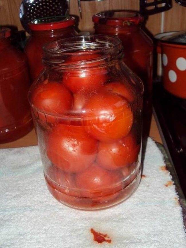 Стерилизованные помидоры в собственном соку рецепт с фото