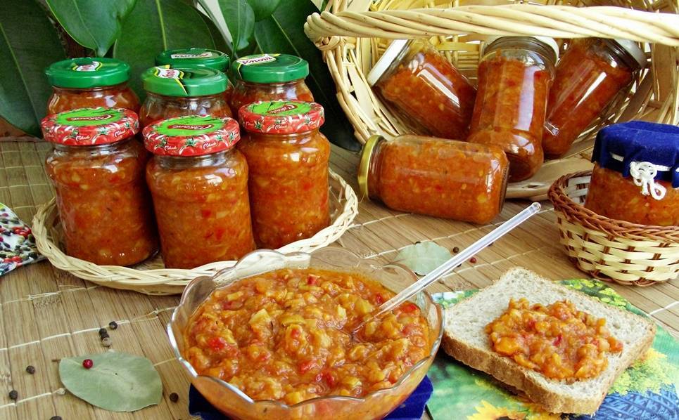 Салаты из кабачков на зиму: 13 простых и очень вкусных рецептов приготовления