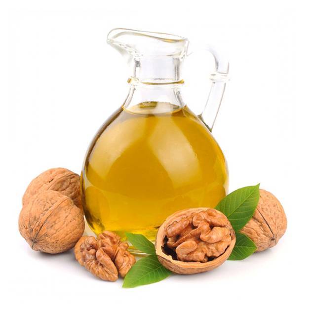 Как принимать масло грецкого ореха: польза, лечение и рецепты