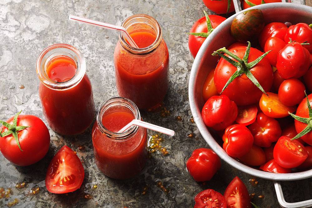 Готовим помидоры с медом на зиму: вкуснейшие рецепты для всей семьи!