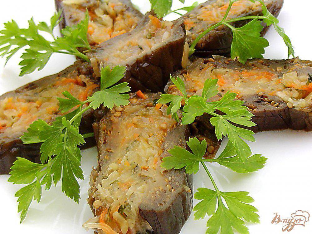 Квашеные баклажаны - как готовить фаршированные морковью, чесноком или зеленью под гнетом