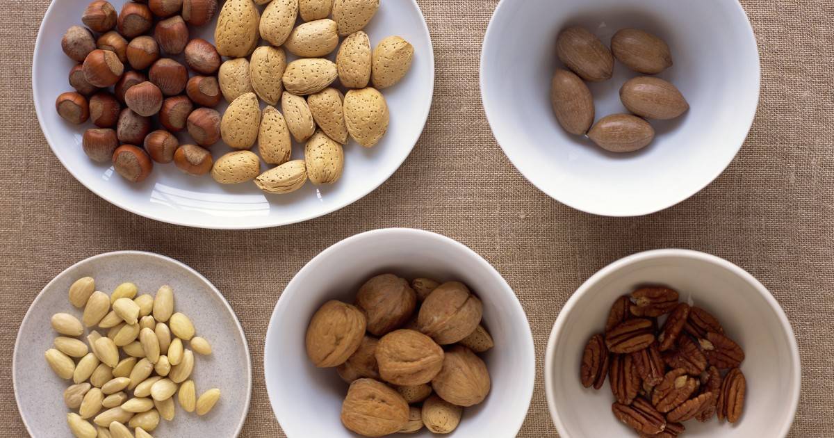 Орехи при грудном вскармливании: какие выбрать