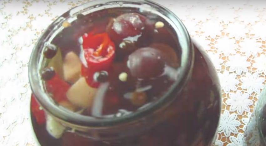 Маринованные сливы на зиму – 9 простых рецептов с чесноком, горчицей, как оливки