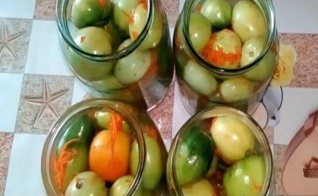 Зеленые помидоры на зиму в банках — 11 простых рецептов «пальчики оближешь»