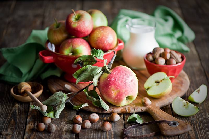Что делать с недозрелыми яблоками: рецепты и советы