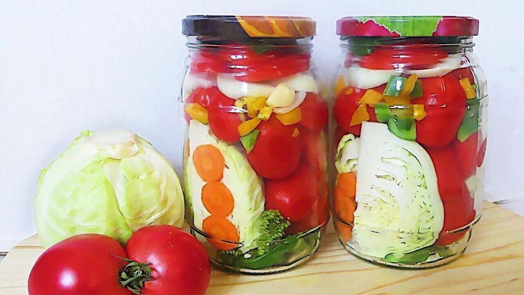 Топ 6 рецептов приготовления ассорти из помидоров, огурцов и капусты на зиму