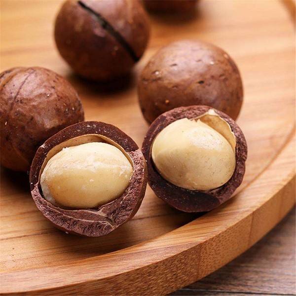 Шоколадный орех макадамия (круглый с прорезью, который открывается ключом) со вкусом и запахом шоколада, австралийский