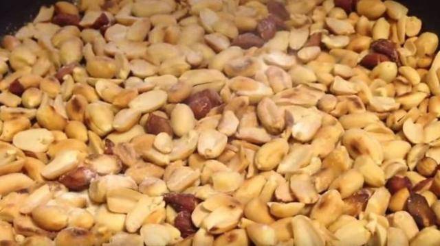 Можно ли кормящей маме арахис? | уроки для мам