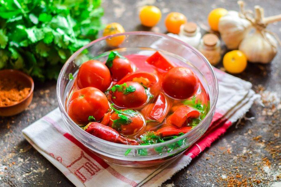 Самый простой рецепт помидор. Квашеные помидоры. Помидоры и болгарский перец. Ферментированные помидоры. Кетчуп с болгарским перцем.