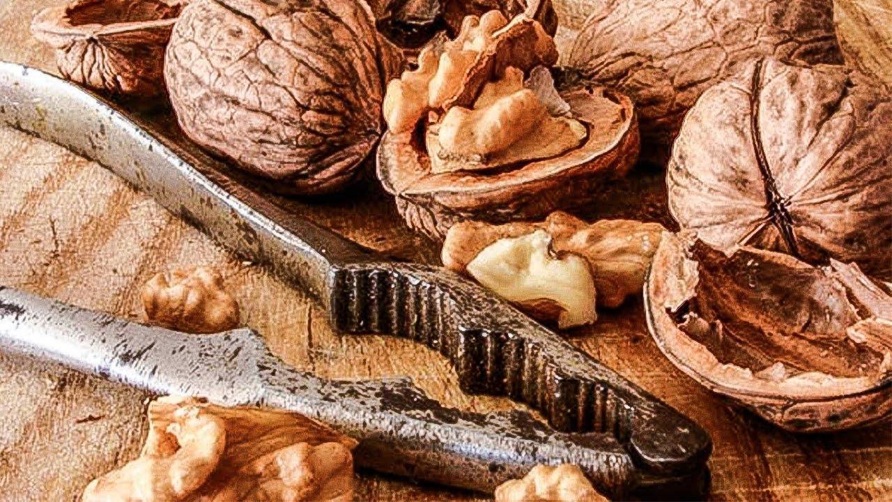Несколько фактов о пользе и вреде ореха миндаль: полезные свойства и противопоказания