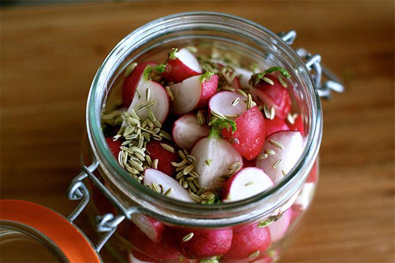 Салат из редиски: 6 простых и вкусных рецептов