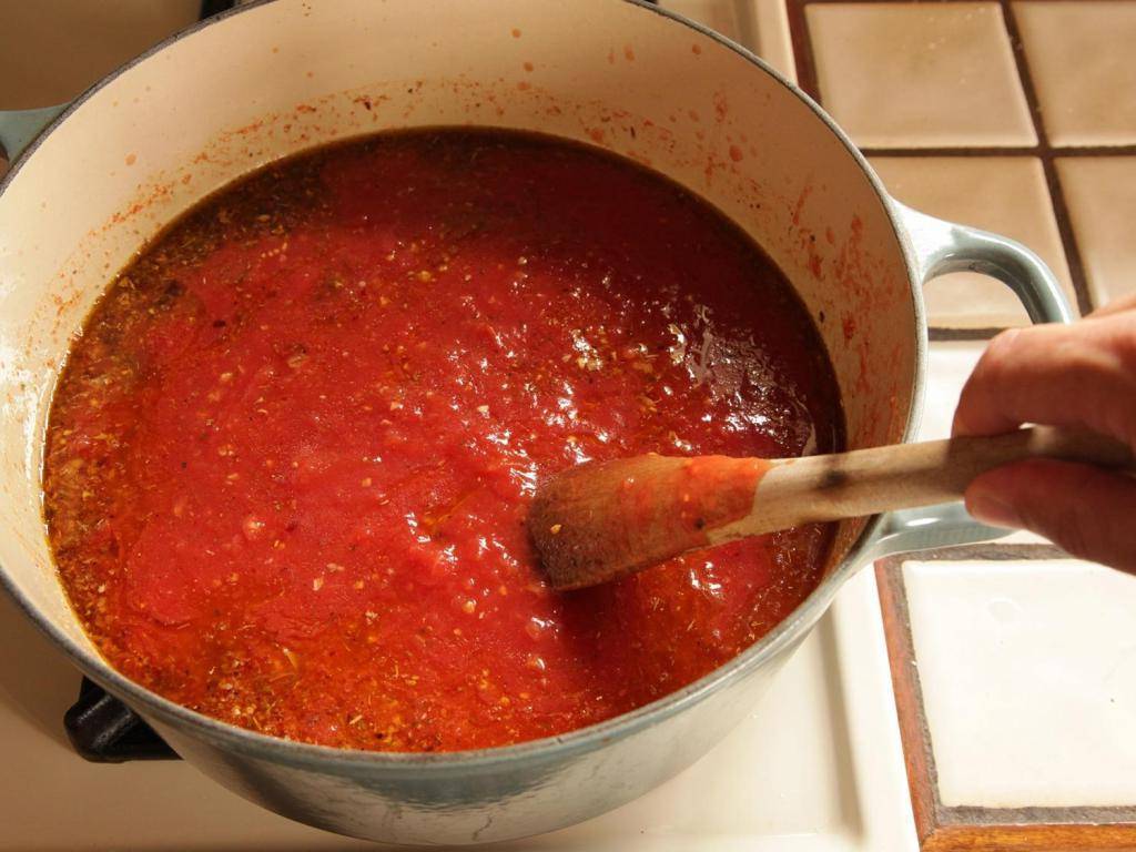 Как в домашних условиях приготовить томатный соус на зиму