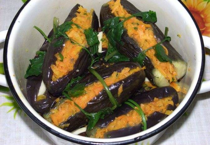 Квашенные баклажаны, фаршированные морковью, зеленью и чесноком - самые вкусные рецепты