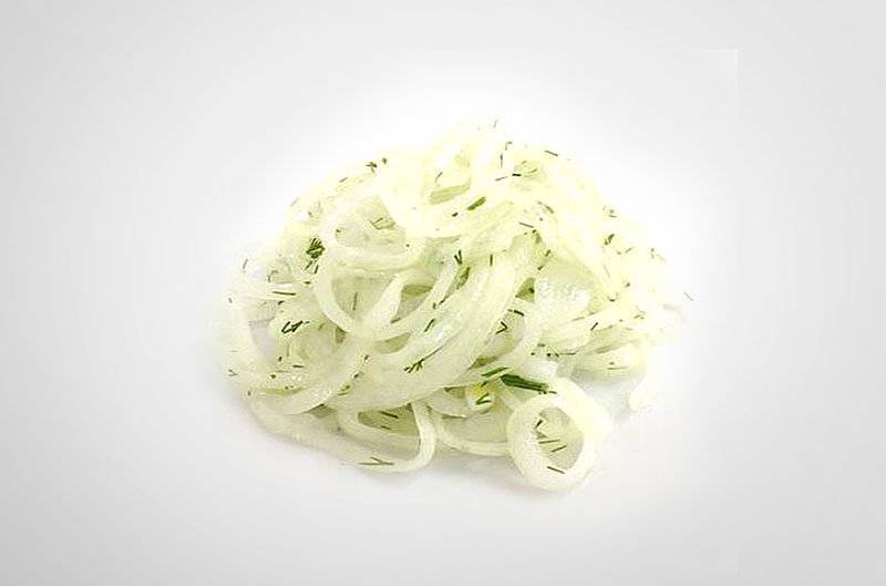 Как правильно замариновать лук для салата | фоторецепт