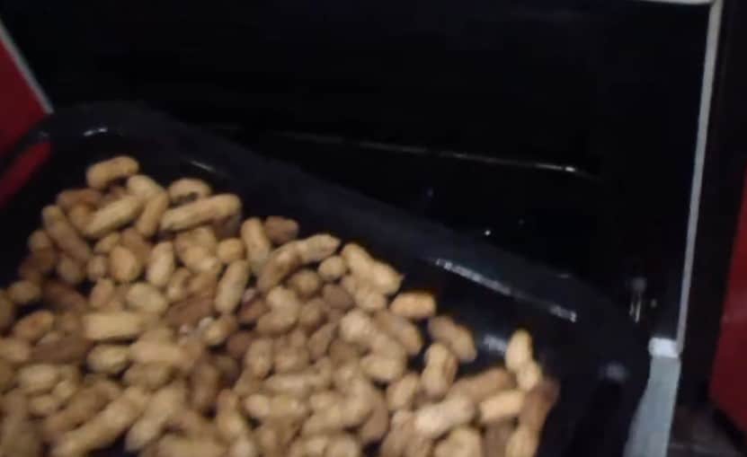 Как пожарить арахис в духовке: температура и время