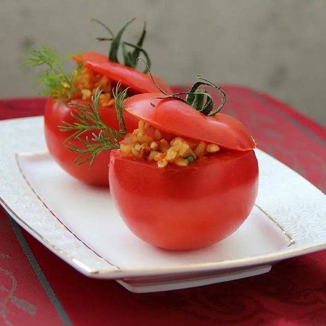 Фаршированные помидоры на закуску – 9 рецептов