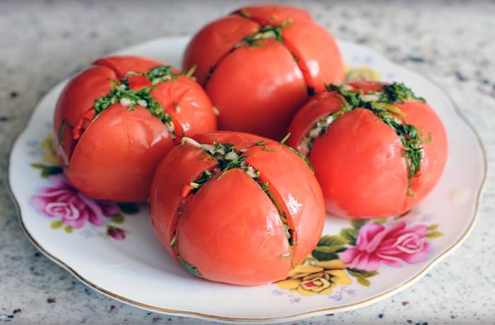 Консервируем вкусно зеленые помидоры