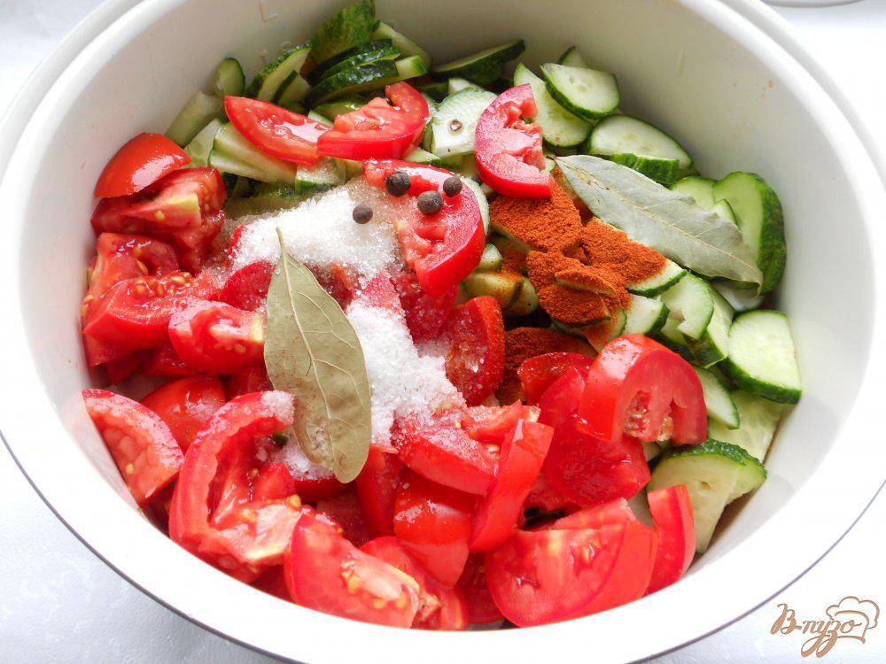 Как приготовить кубанский салат на зиму: рецепты