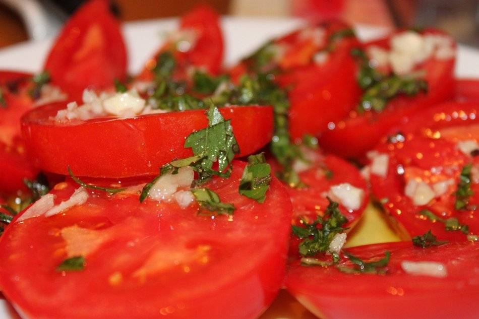 Как пожарить помидоры с болгарским перцем