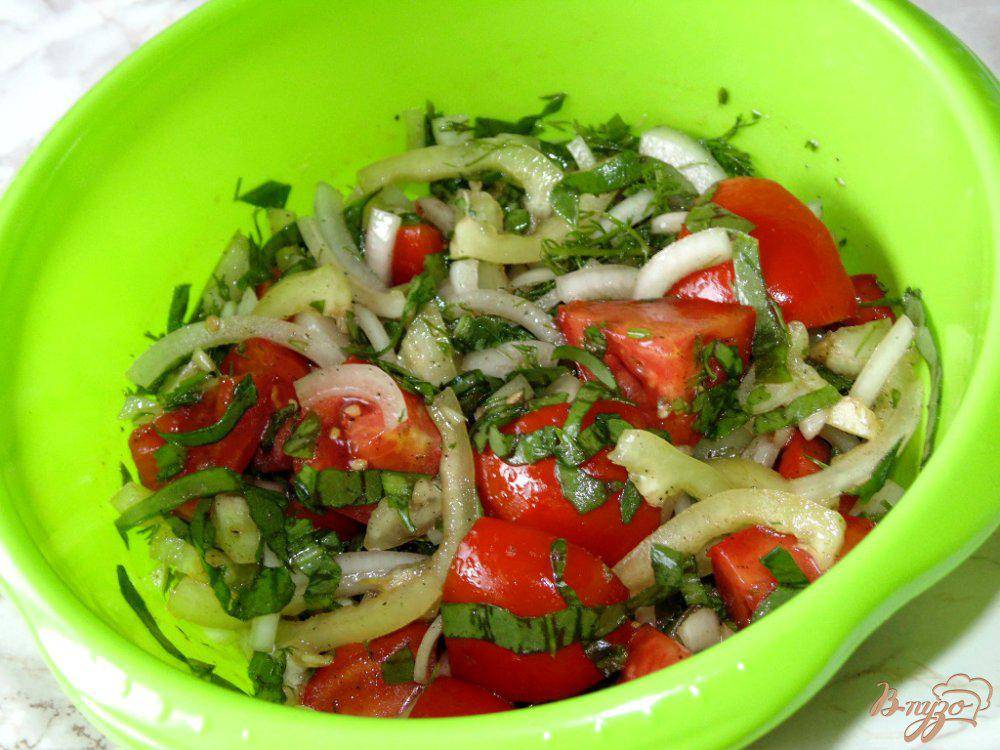 Салат из перцев и помидоров - 2446 рецептов: салаты | foodini