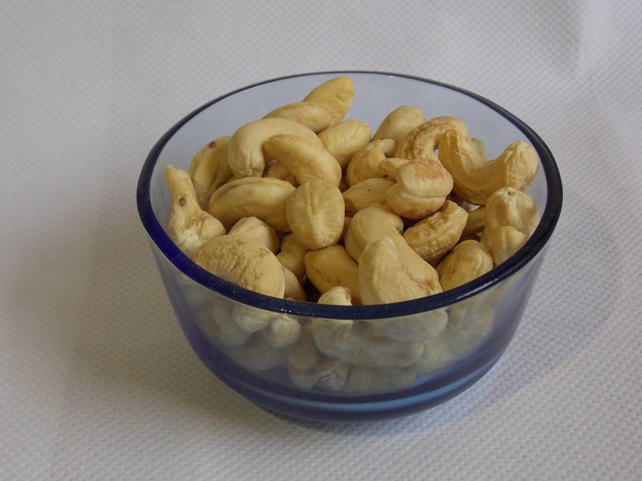 Орехи кешью: польза и вред для организма | пища это лекарство