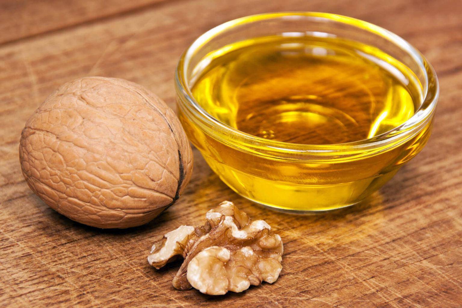 Чем полезно масло грецкого ореха для женщин и мужчин
