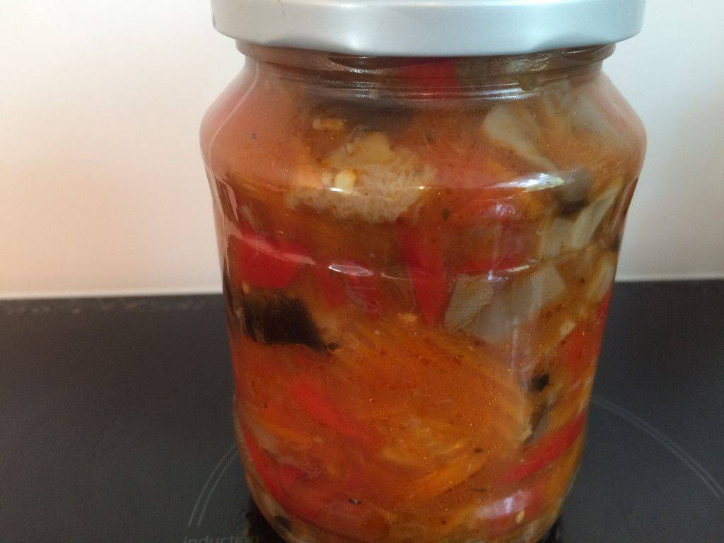 Солянка с грибами на зиму - рецепты приготовления с капустой в домашних условиях