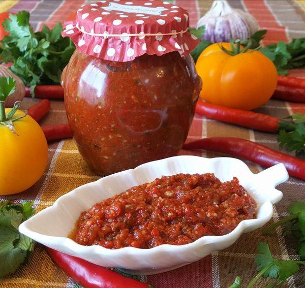Сладкие консервированные помидорчики с болгарским перцем. маринованные помидоры с перцем болгарским на зиму