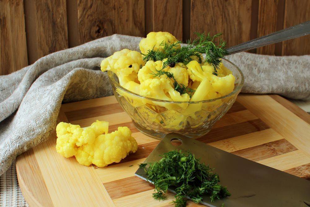 Аппетитные закуски из цветной маринованной капусты быстрого приготовления. цветная маринованная капуста – быстро!